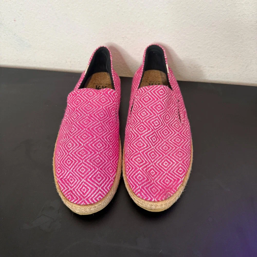 Patara Seeker Slip On‎ Pink Espadrille Loafers